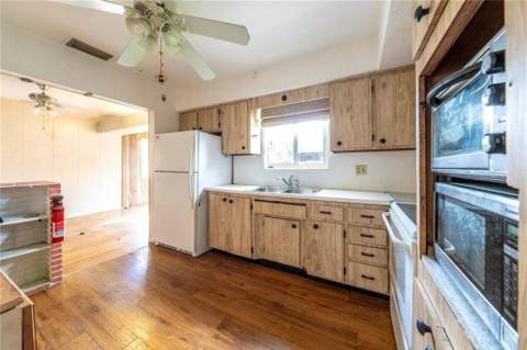 2300 N 57th Terrace, Hollywood FL - photo 10 of 25
