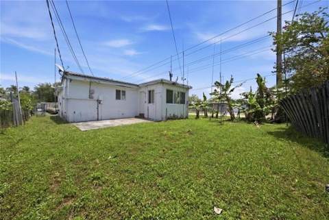 2300 N 57th Terrace, Hollywood FL - photo 22 of 25