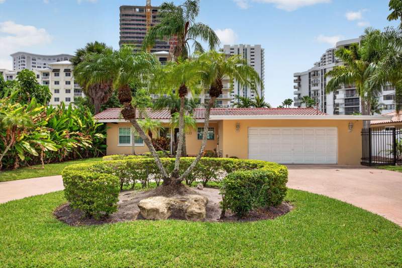 3 bedroom Single Family Residence at 1390 E Terra Mar Drive, Terra Mar Island Estates, Pompano Beach — photo 2