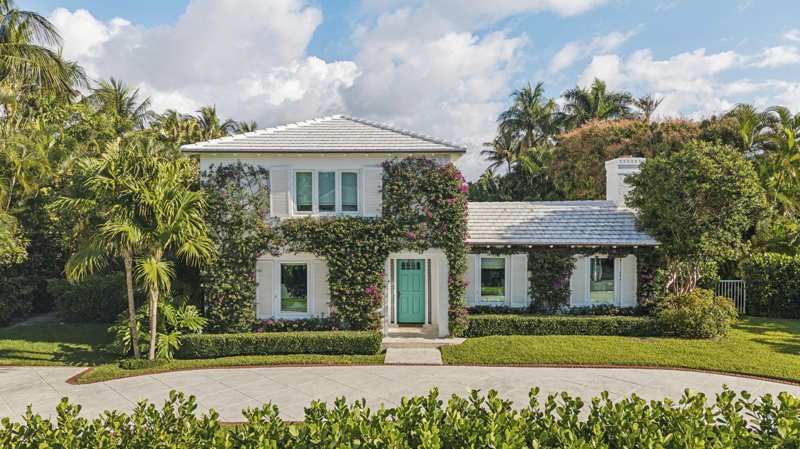 4 bedroom Single Family Residence at 255 El Pueblo Way, El Encanto, Palm Beach — photo 1