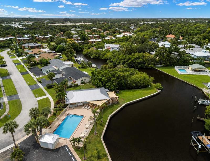 2 bedroom Townhouse at 110 N Delaware Boulevard #11A, Sims Creek Phase II, Jupiter — photo 5
