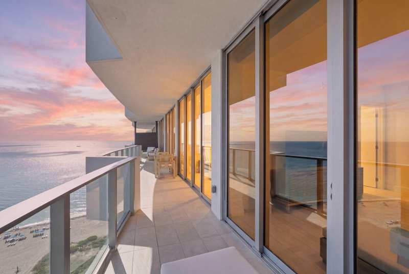 2 bedroom Condominium at 3100 N Ocean Drive ## H-1701, Amrit Ocean Resort Condo, Riviera Beach — photo 1