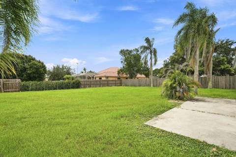 3873 SW Daisy Street, Port St. Lucie FL - photo 24 of 25