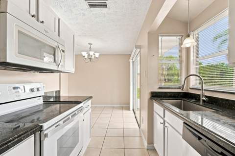 3873 SW Daisy Street, Port St. Lucie FL - photo 11 of 25