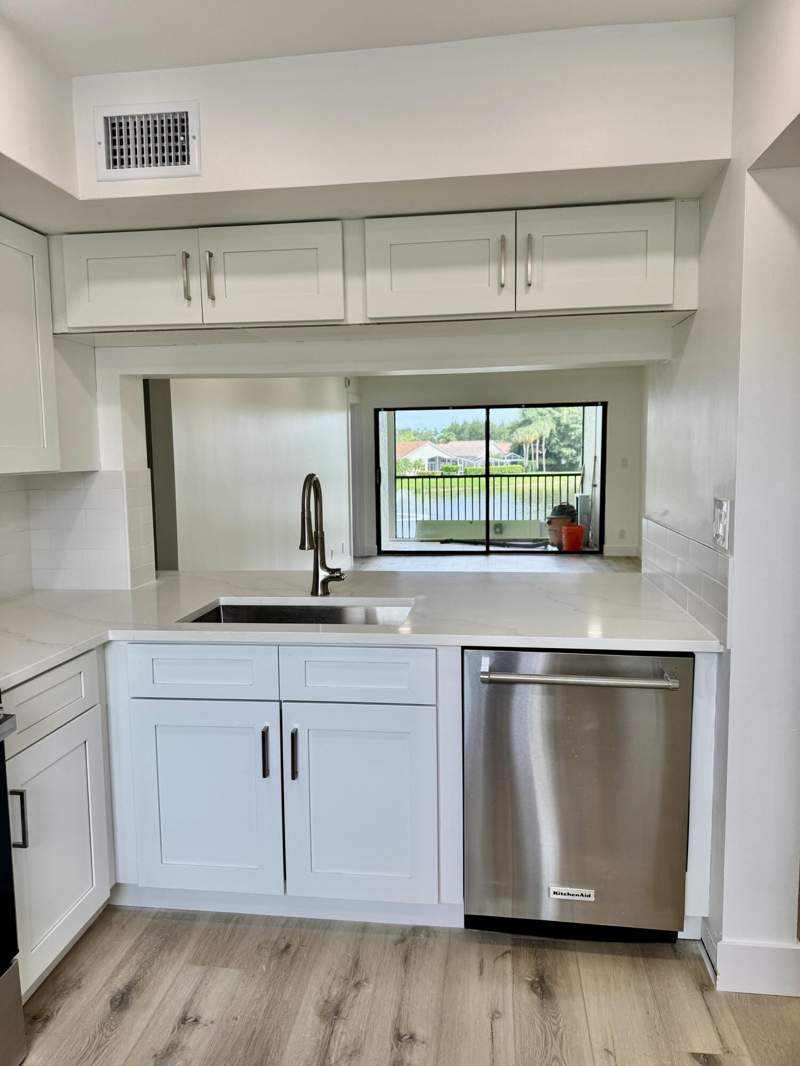 2 bedroom Condominium at 6962 Briarlake Circle #203, Briarwood Condo, Palm Beach Gardens — photo 5