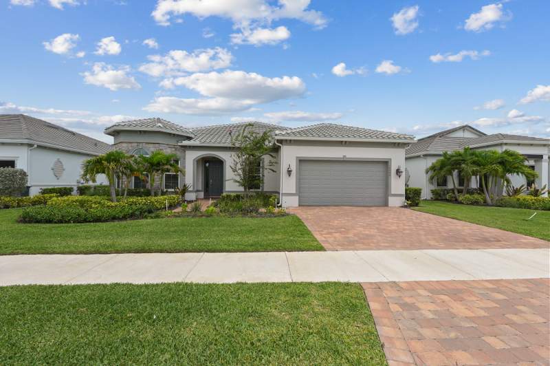 3 bedroom Single Family Residence at 10799 Stellar Circle, Avondale At Avenir, Palm Beach Gardens — photo 3