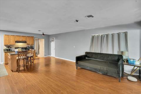 308 NW 27th Street, Wilton Manors FL - photo 11 of 34