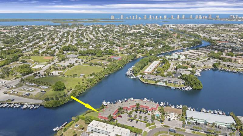 2 bedroom Condominium at 711 Hummingbird Way #201, Rivers Landing Condo, North Palm Beach — photo 4