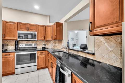 5819 Grand Harbour Circle, Boynton Beach FL - photo 10 of 59