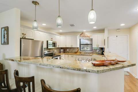711 Hummingbird Way #201, North Palm Beach FL - photo 19 of 48