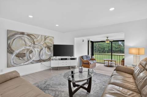 8545 Casa Del Lago #38 H, Boca Raton FL - photo 15 of 55
