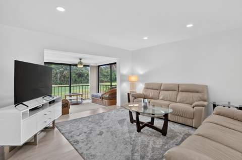 8545 Casa Del Lago #38 H, Boca Raton FL - photo 17 of 55