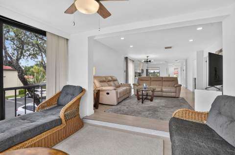 8545 Casa Del Lago #38 H, Boca Raton FL - photo 20 of 55