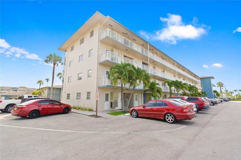 2 bedroom Condominium at 5800 W Margate Boulevard #346-3, Margate Gardens Condo, Margate — photo 1