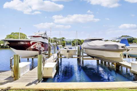 711 Hummingbird Way #201, North Palm Beach FL - photo 13 of 48