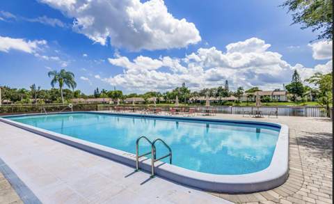 4787 Sable Pine Circle #D2, West Palm Beach FL - photo 13 of 16