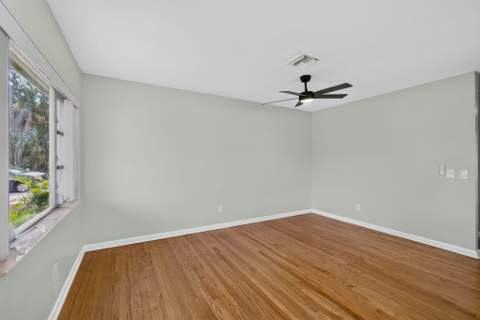 1547 W 10th Street, Riviera Beach FL - photo 11 of 37