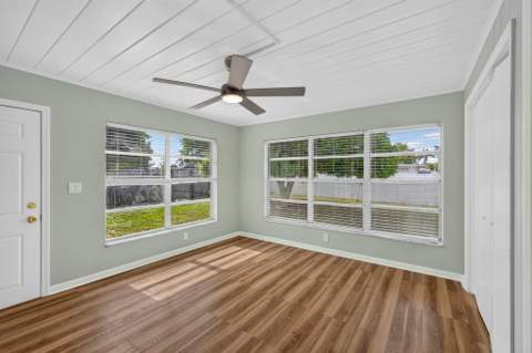 1547 W 10th Street, Riviera Beach FL - photo 18 of 37