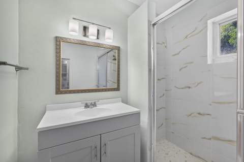 1547 W 10th Street, Riviera Beach FL - photo 24 of 37