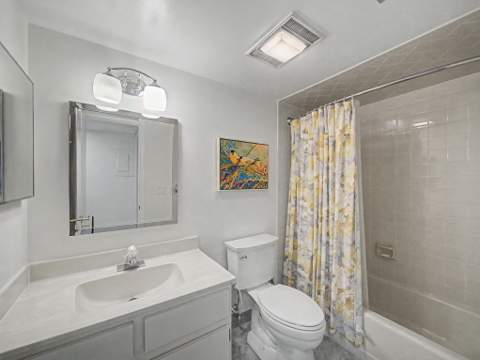 5132 SE Club Way #202, Stuart FL - photo 24 of 34