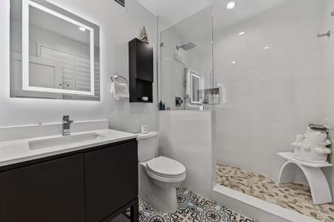 1556 S Ocean Lane #204, Fort Lauderdale FL - photo 18 of 32