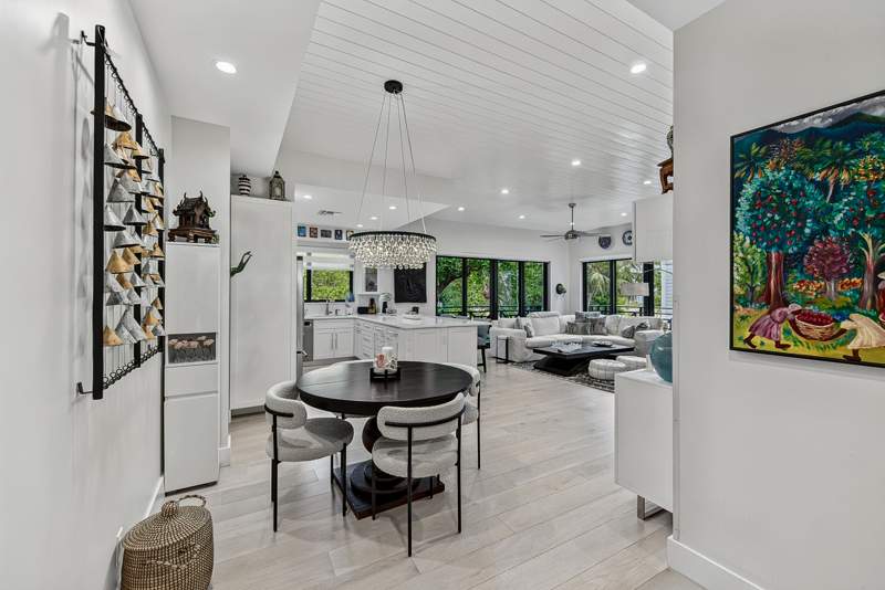 2 bedroom Condominium at 1556 S Ocean Lane #204, Oceanage Condo, Fort Lauderdale — photo 3