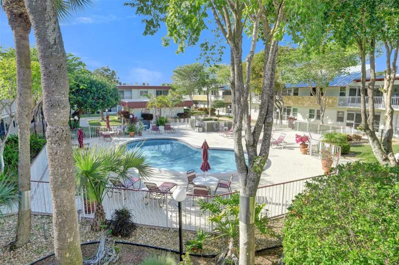 2 bedroom Condominium at 860 SE 6th Avenue #410, Monaco Garden Condo, Deerfield Beach — photo 5