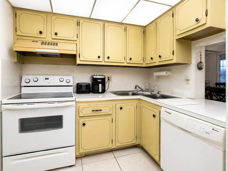 1 bedroom Condominium at 6200 NW 62nd Street #206, Bermuda Club Four Condo, Tamarac — photo 4