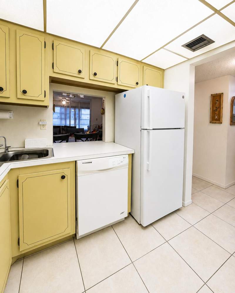 1 bedroom Condominium at 6200 NW 62nd Street #206, Bermuda Club Four Condo, Tamarac — photo 5