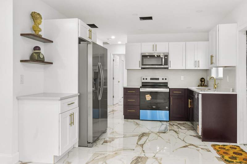 3 bedroom Single Family Residence at 1336 W 6th Street, Inlet City, Riviera Beach — photo 4