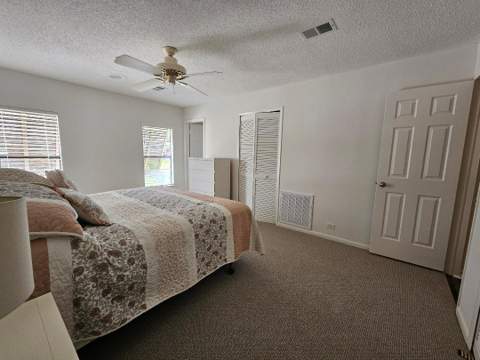 7680 SE Shenandoah Drive, Hobe Sound FL - photo 15 of 41