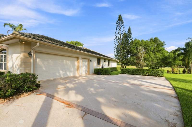 3 bedroom Single Family Residence at 3608 Twin Lakes Terrace, Monte Carlo Country Club Unit 3, Fort Pierce — photo 5