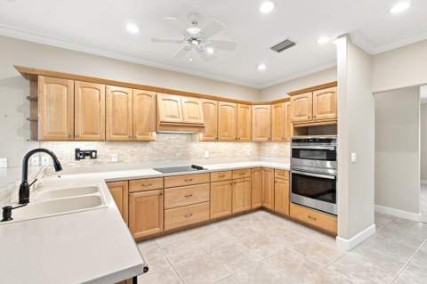 3608 Twin Lakes Terrace, Fort Pierce FL - photo 11 of 49