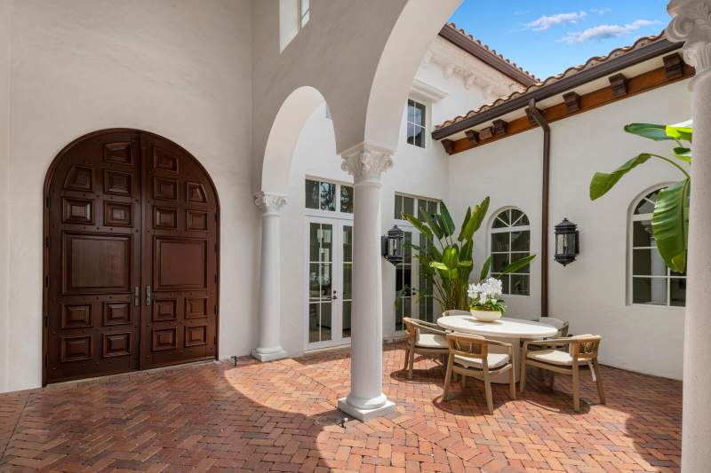 5 bedroom Single Family Residence at 17130 Avenue Le Rivage, Le Rivage, Boca Raton — photo 4