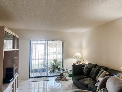 10332 Sunrise Lakes Boulevard #111, Sunrise FL - photo 14 of 25