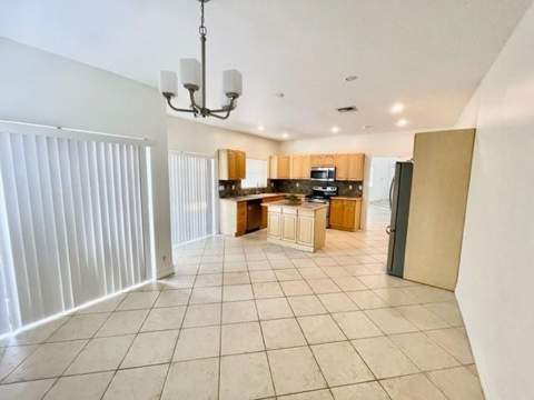 6555 Abbey Road, Parkland FL - photo 7 of 24