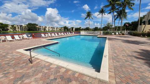 1502 Whitehall Drive #403, Davie FL - photo 19 of 20
