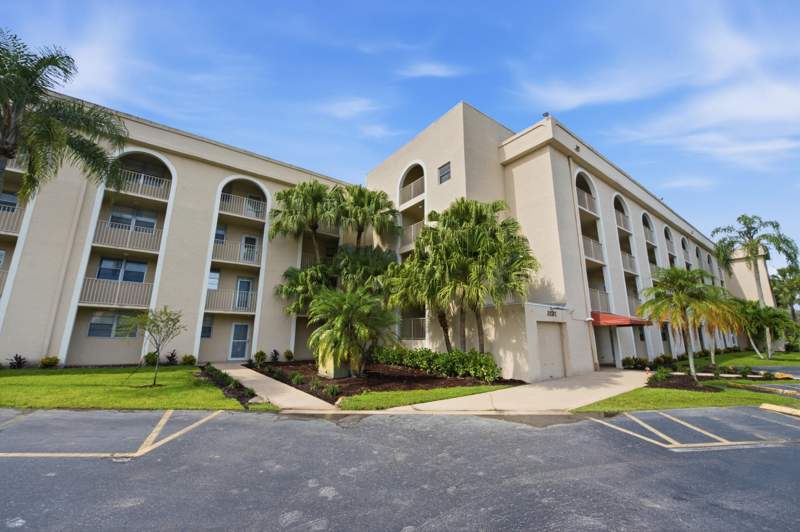 2 bedroom Condominium at 3231 Holiday Springs Boulevard #205, Holiday Springs Village 6 Condo, Margate — photo 4