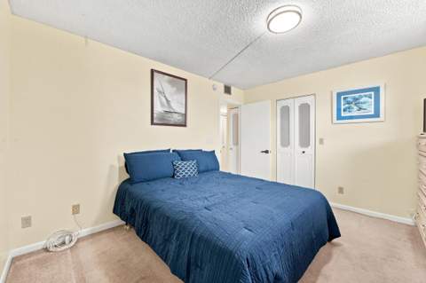3231 Holiday Springs Boulevard #205, Margate FL - photo 18 of 35