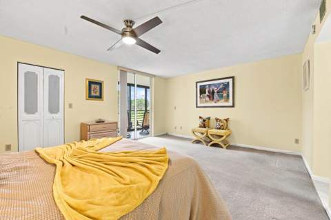 3231 Holiday Springs Boulevard #205, Margate FL - photo 24 of 35