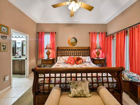 5212 Feather Creek Drive, Fort Pierce FL - photo 21 of 37