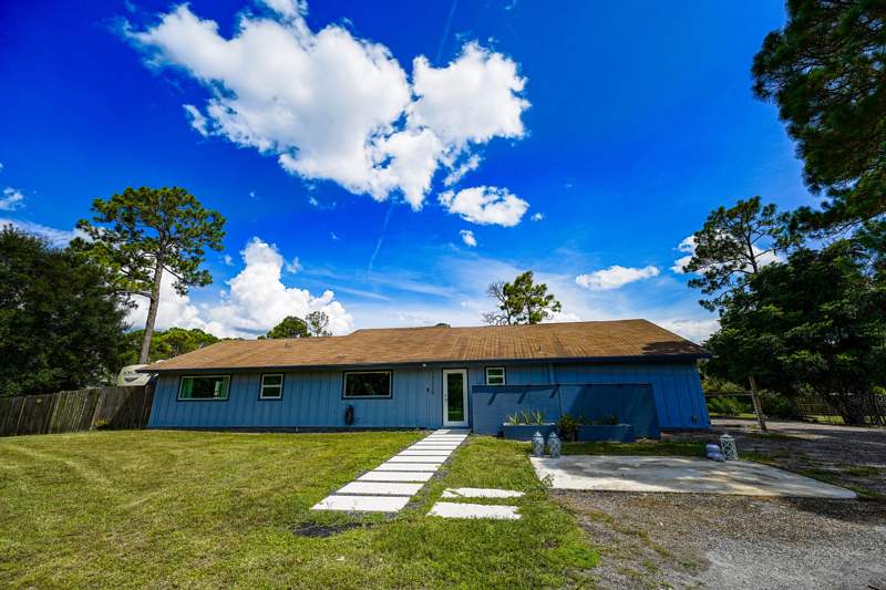 3 bedroom Single Family Residence at 13220 59th Court, Acreage, The Acreage — photo 4
