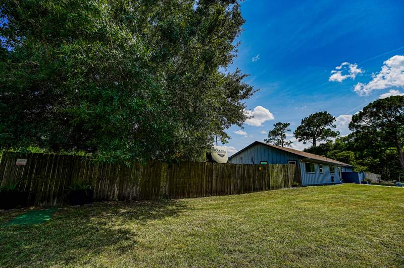 3 bedroom Single Family Residence at 13220 59th Court, Acreage, The Acreage — photo 3