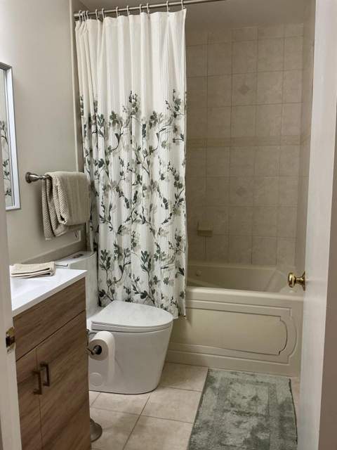 6918 Barbarossa Street, Boca Raton FL - photo 9 of 39