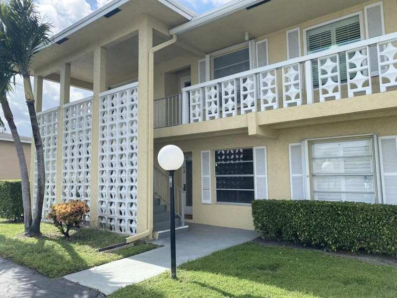 2 bedroom Condominium at 1141 Violet Terrace #101, Pines Of Delray , Delray Beach — photo 1