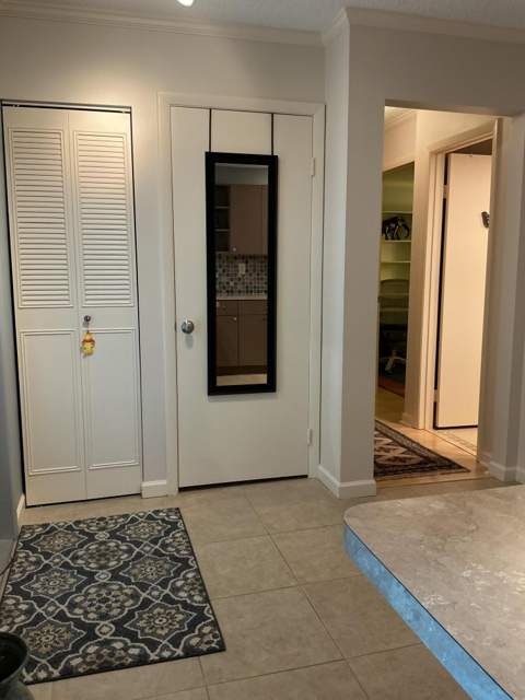 6912 Barbarossa Street, Boca Raton FL - photo 8 of 43