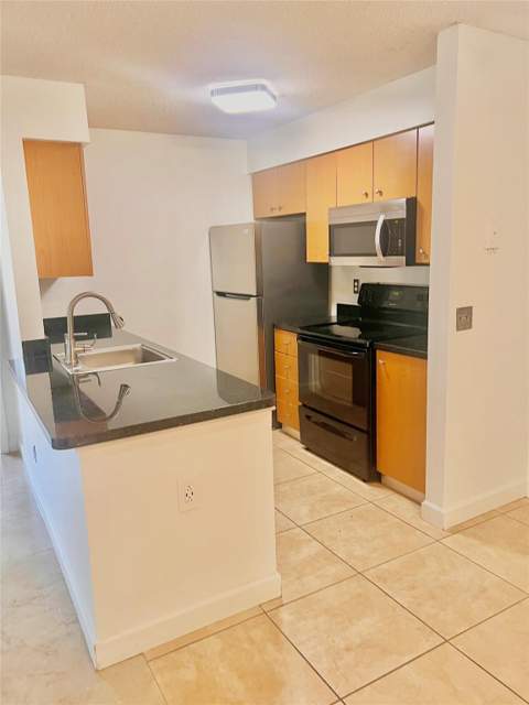 741 NW 104th Avenue #203, Pembroke Pines FL - photo 8 of 42