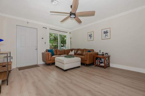 5631 Freedom Street, Hollywood FL - photo 8 of 31