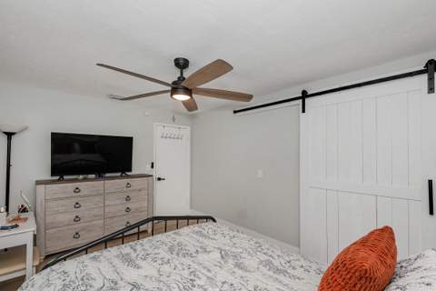 5631 Freedom Street, Hollywood FL - photo 19 of 31