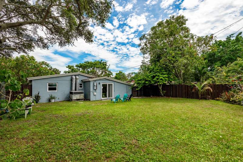 3 bedroom Single Family Residence at 5631 Freedom Street, Playland Estates Sec 2, Hollywood — photo 4